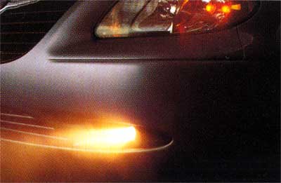 2001 Chrysler Voyager Fog Lights 82207077